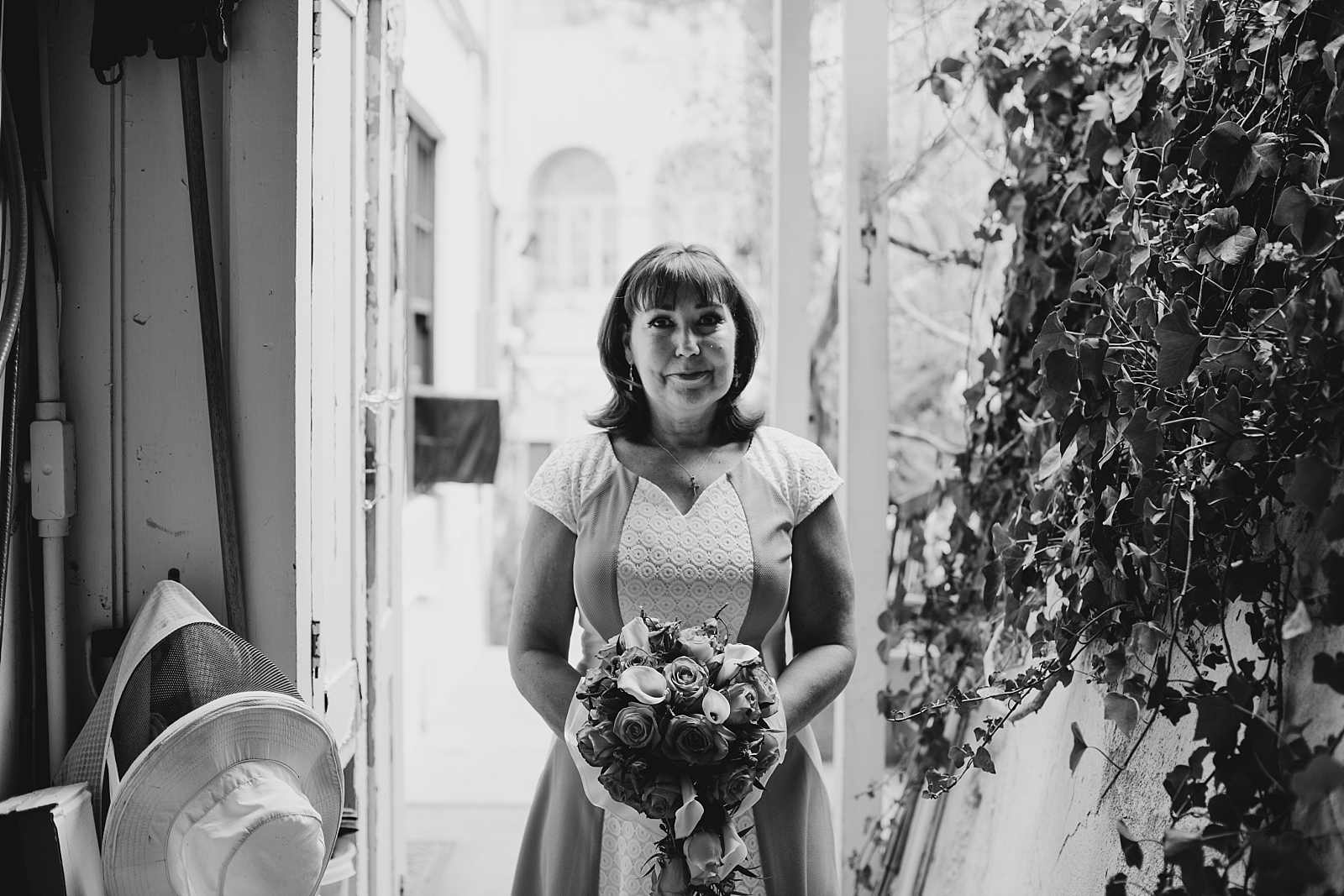 walk down the aisle intimate ceremony bed and breakfast surgeon's house elopement photos jerome arizona samantha patri photography