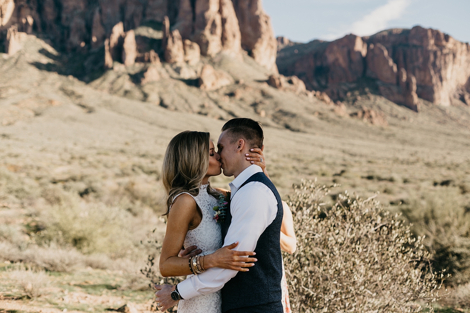first kiss desert Superstition Mountain elopement Phoenix Arizona Wedding photographer