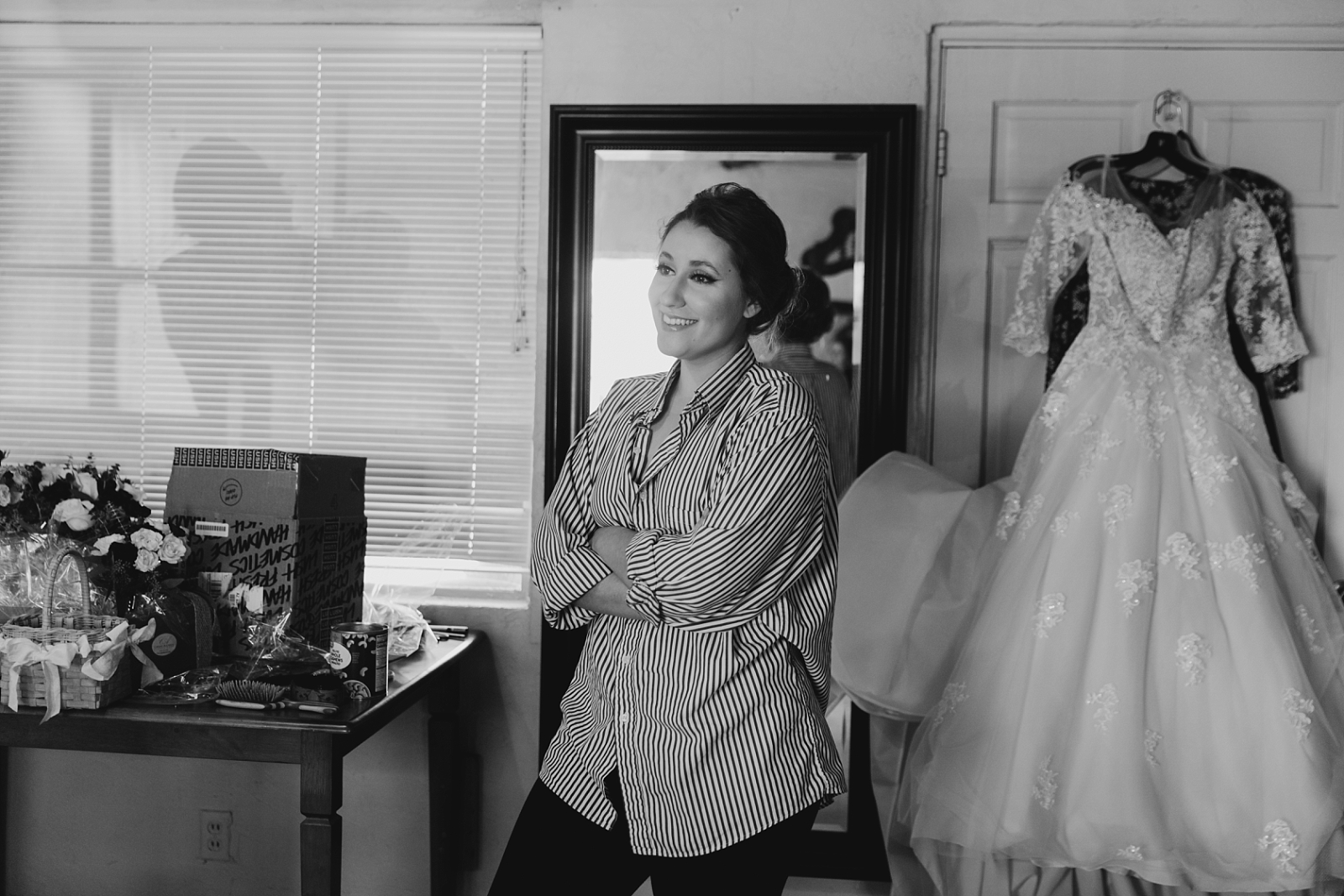 Bride getting ready Tucson AZ wedding photographer