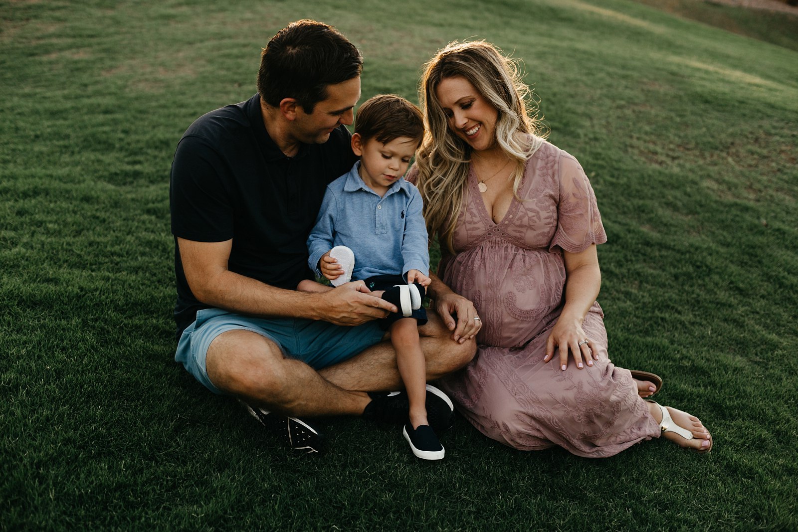 Tucson AZ maternity with kids family photographer Samantha Patri