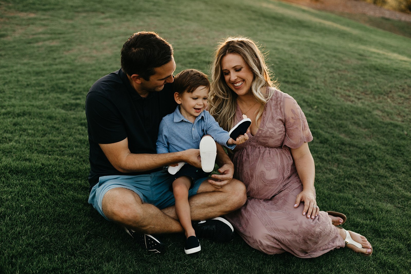 Tucson AZ maternity with kids family photographer Samantha Patri