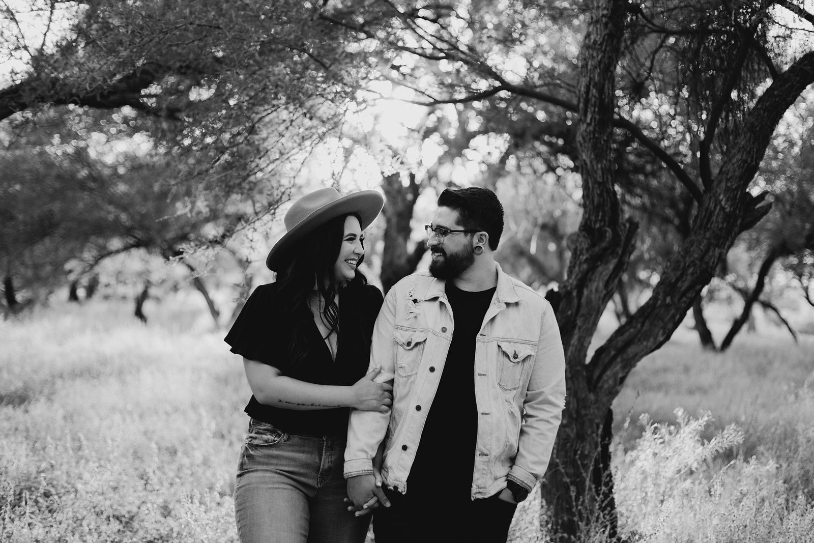 black and white Grass and trees in arizona coon bluff engagement photos by the salt river in Mesa